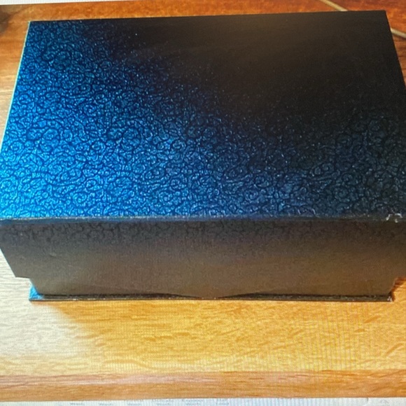 Bejeweled Owl Fancy Dinner Bag - Multi Colored Gemstone Owls Face - New Silk Box - Picture 10 of 12